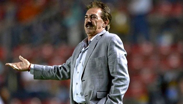 Lavolpe es nuevo entrenador del America